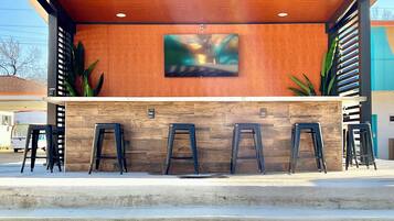 Tempat makan outdoor