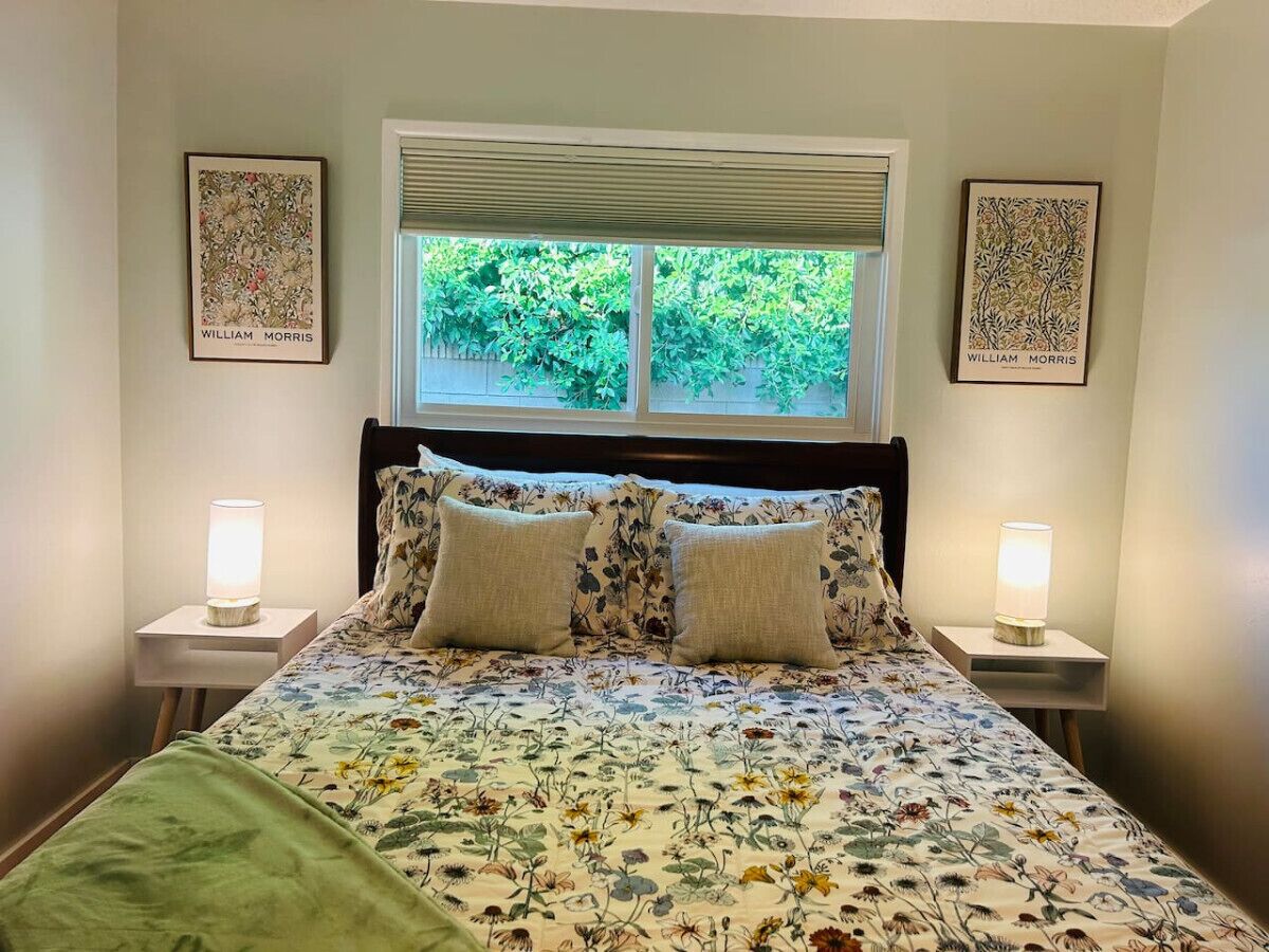 3 sovrum, skrivbord, strykjärn/strykbräda och wi-fi