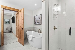 Hair dryer, towels - Spring Creek Vacations 2 BR Premier Condo 314TM (Canmore)