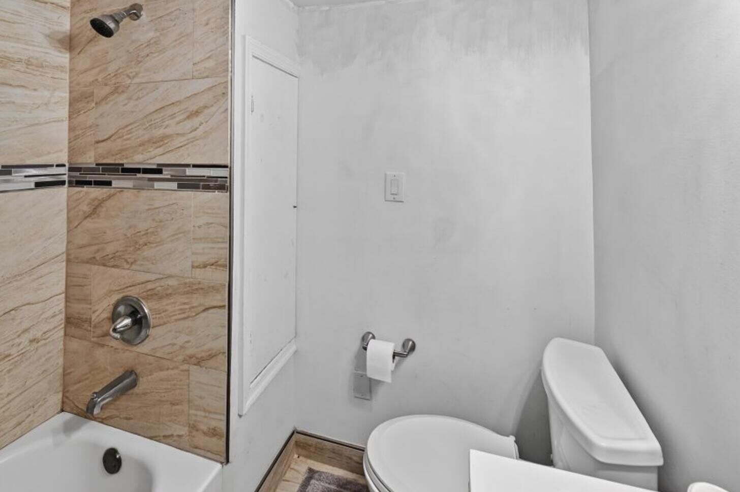 Hair dryer, bidet, towels, soap