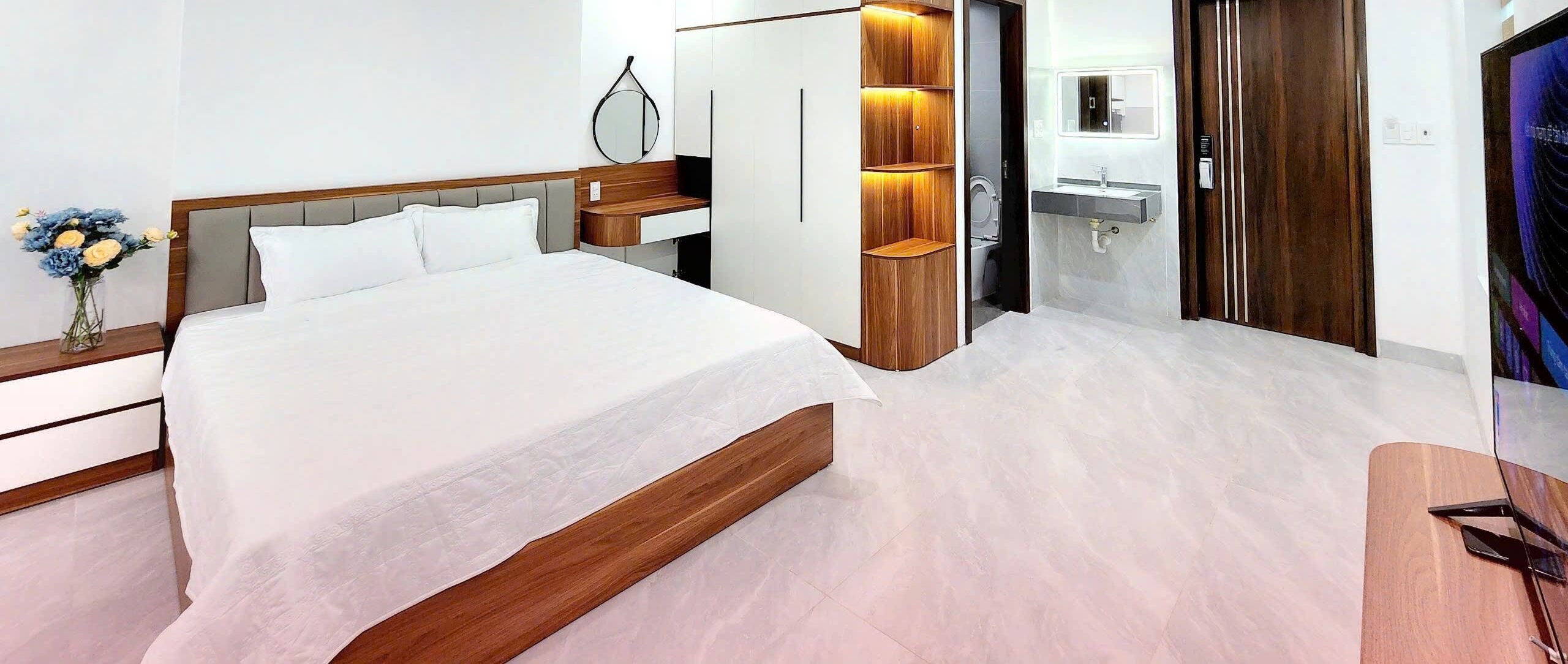 Apartament Deluxe, vistes a la ciutat | Escriptori, habitacions insonoritzades i planxa i posts de planxar 