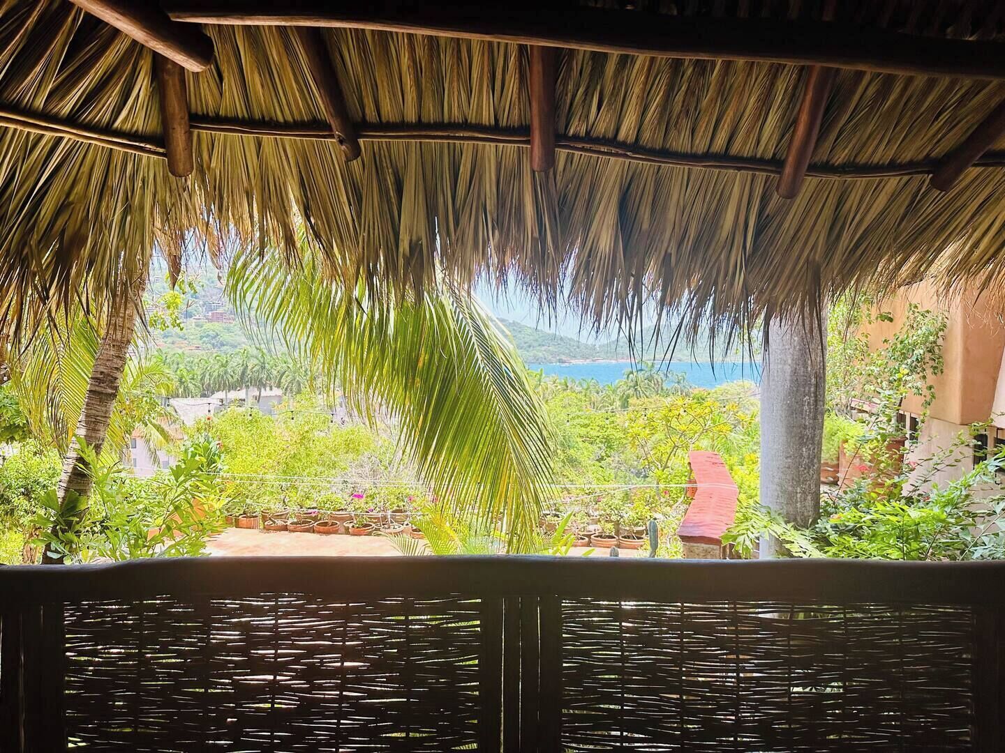 Habitación Confort, 1 cama de matrimonio grande, vistas a la bahía | Vistas al mar
