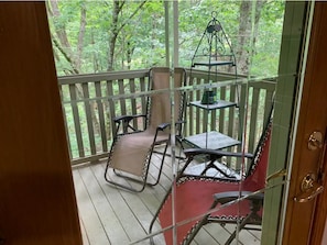 Property grounds - RT 62 Motor Resort Honeymoon Cabin w/Jacuzzi (Eureka Springs)