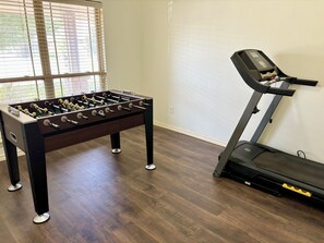 Fitness facility - Beautiful Cozy Edmond Home - 4bed 2bath (Edmond)