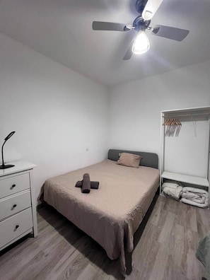 2 bedrooms, free WiFi - Feel Welcome Barcelona Beach Apartment (Castelldefels)