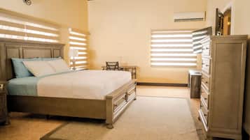 6 bedrooms, iron/ironing board, WiFi, bed sheets