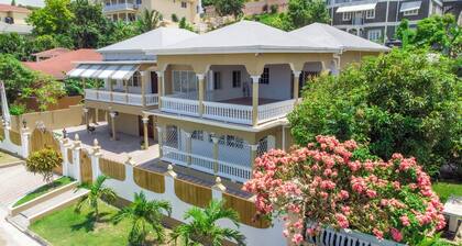 North Ritz Villa