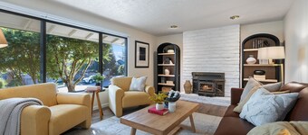 Professionally designed & furnished 4-bedroom house in Mt Vista, Ridgefield