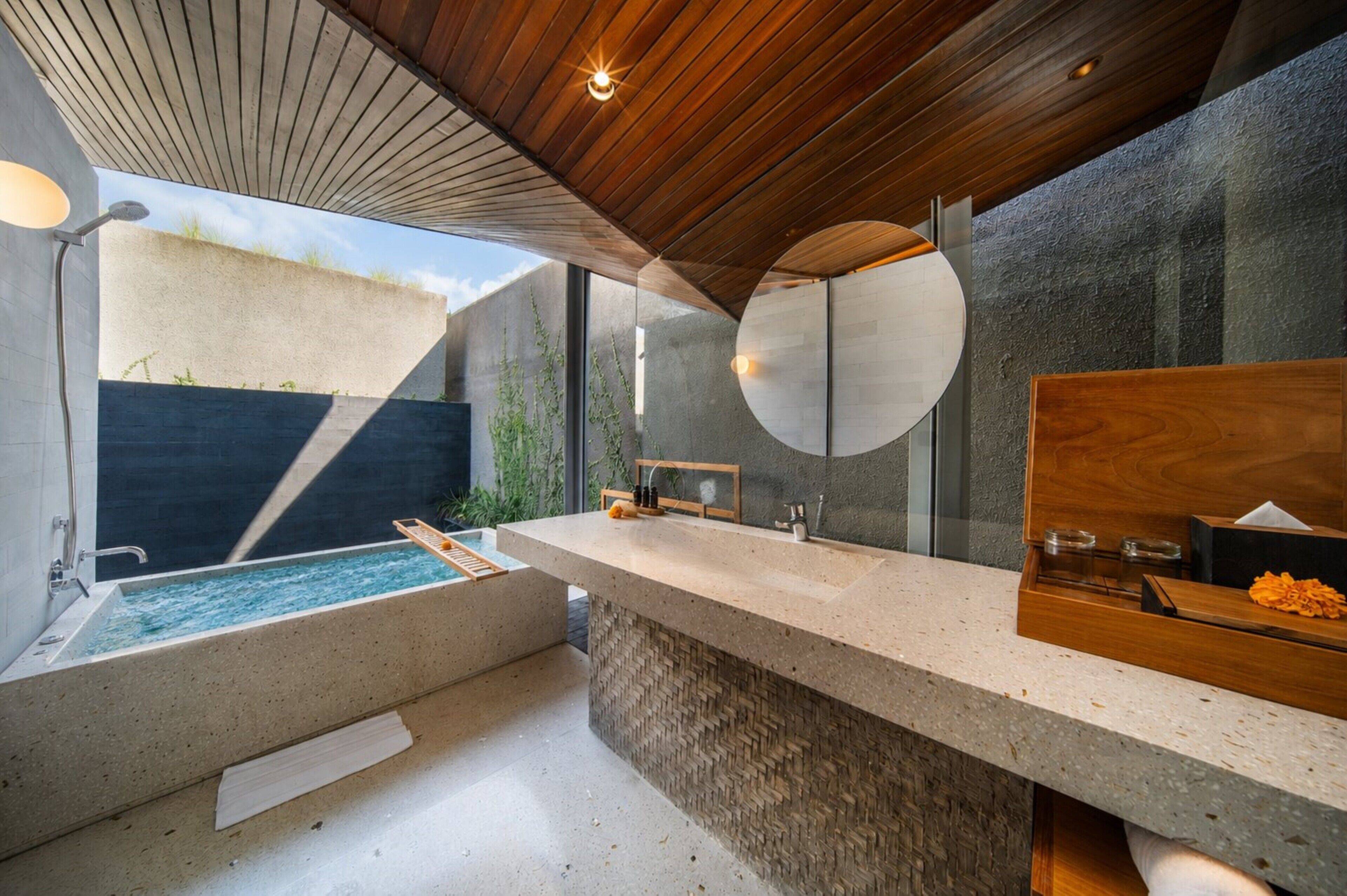 Separate bathtub and shower, hair dryer, bathrobes, slippers