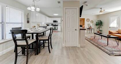 Amazing 4 bedroom house w/full amanities,close to hospitals/shopping/city center