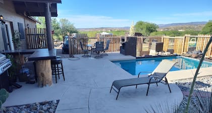 Cozy apartment in charming Camp Verde with Wi-Fi, AC. Tucked back