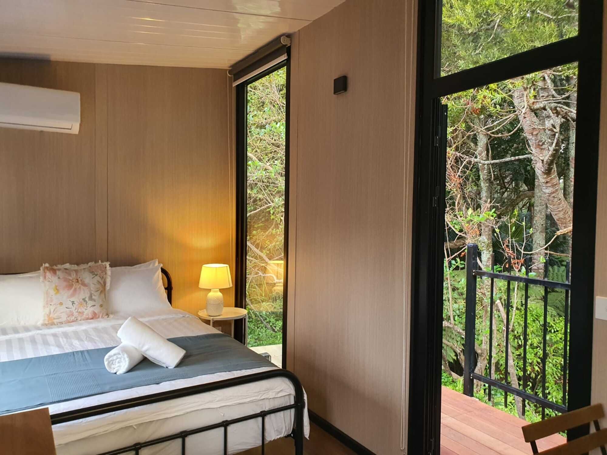 1 dormitorio y ropa de cama