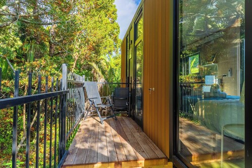 Kauri Retreat Cabin by Tiny Away