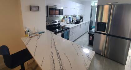 Charming remodeled 3-bedroom townhome with WiFi and AC in Dorado