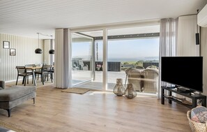 Fernseher, Kamin
