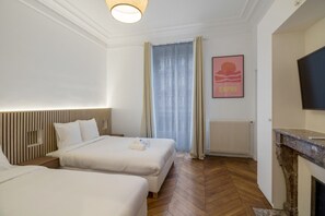 4 bedrooms, iron/ironing board, travel cot, WiFi