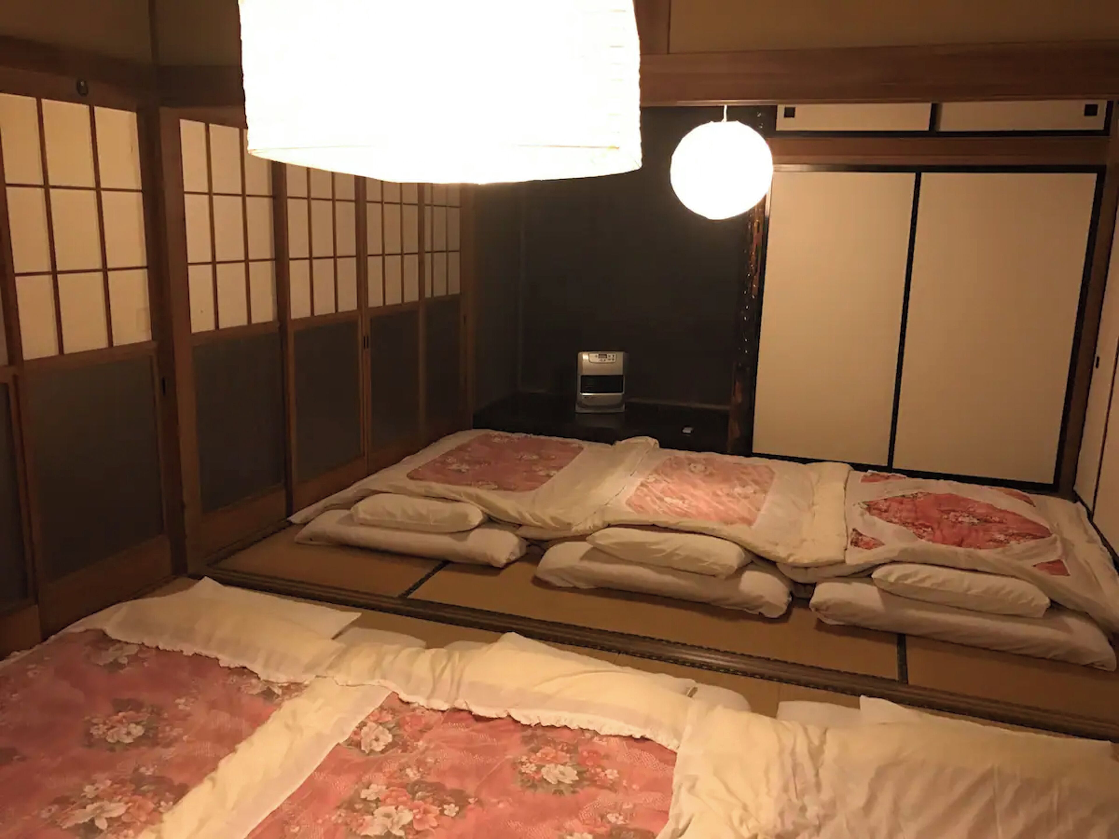 3 chambres, Wi-Fi gratuit, draps fournis