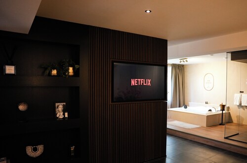 The Lodge Bed & Wellness Hotelchique Privesuite met Wellness Faciliteiten