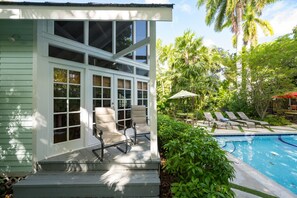 A heated pool - The Flower Power House - Boho Beautiful (Key West)