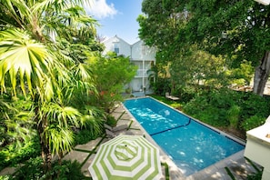 A heated pool - The Flower Power House - Boho Beautiful (Key West)