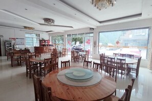 Unclassified image, 2 of 25, button - Shuangpai Wuchenglou Hotel (Shuangpai)