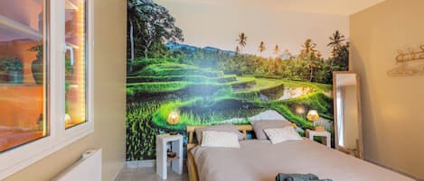 1 多间卧室、办公桌、旅行婴儿床、WiFi
