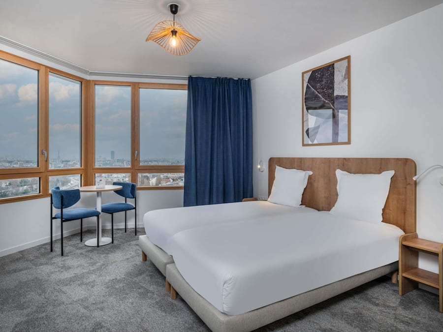 Studio, 2 lits une place | Coffres-forts dans les chambres, bureau