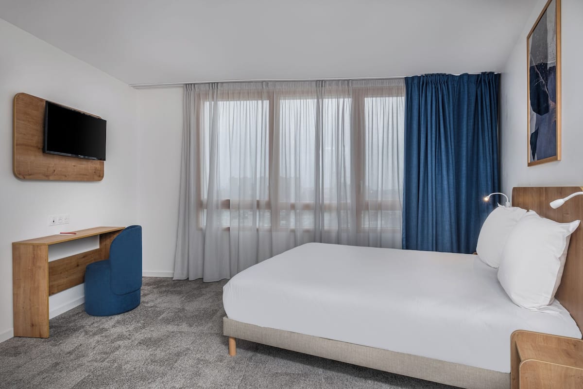 Appartamento familiare, 1 camera da letto | 1 camera, una cassaforte in camera, una scrivania, postazione laptop