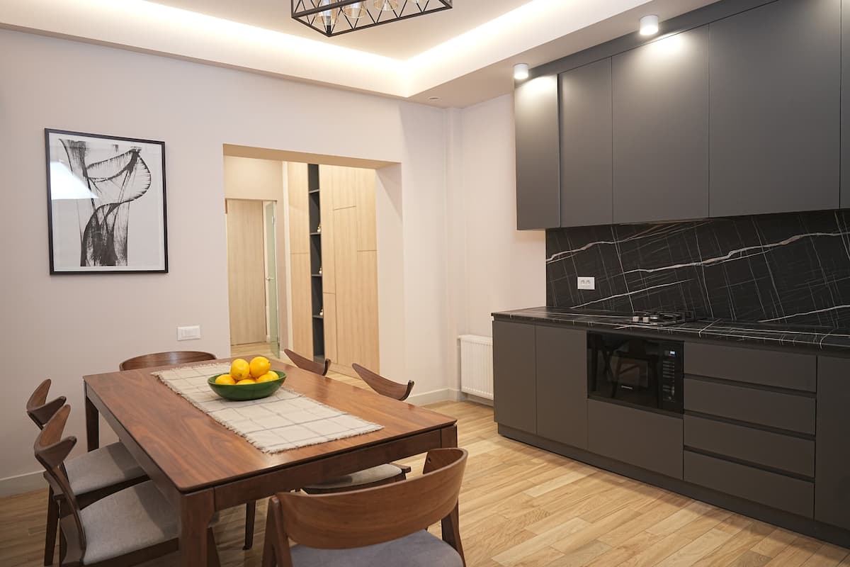 Family Apartment, 2 Bedrooms, Non Smoking, Air conditioning | Private kitchen | Full-size fridge, microwave, stovetop, electric kettle
