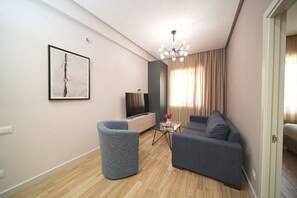 Family Apartment, 2 Bedrooms, Non Smoking, Air conditioning | Living area