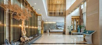 Wuhan Huazun Tianlun Hotel