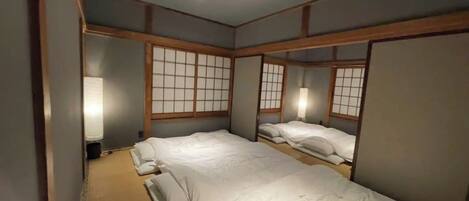 3 bedrooms, free WiFi, bed sheets