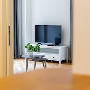 apartman | 1 hálószoba és íróasztal