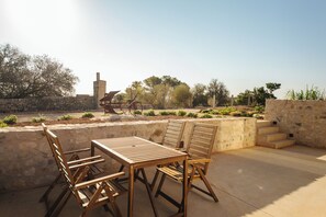 Familiesuite, fjellutsikt | Terrasse/patio