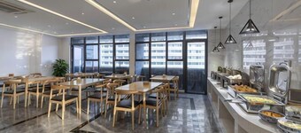 Mujinhua Hotel