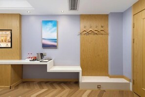 Room - Vienna Hotel Haikou International Trade City Friendship Sunshine City (Haikou)