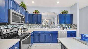 House (6 Bedrooms) | Property amenity