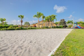 House (4 Bedrooms) | Property amenity - 8953 Candy Palm Road (Kissimmee)