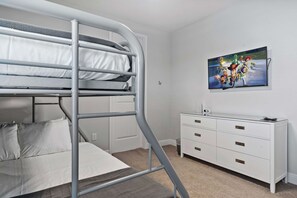 House (6 Bedrooms) | Property amenity - 7410 Marker Avenue (Kissimmee)