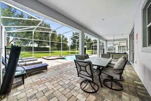 House (Multiple Bedrooms) | Property amenity