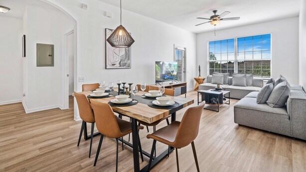 Dining - 2302 Butterfly Palm Way #302 (Kissimmee)