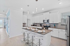 House (5 Bedrooms) | Property amenity - 520 Sticks Street (Kissimmee)