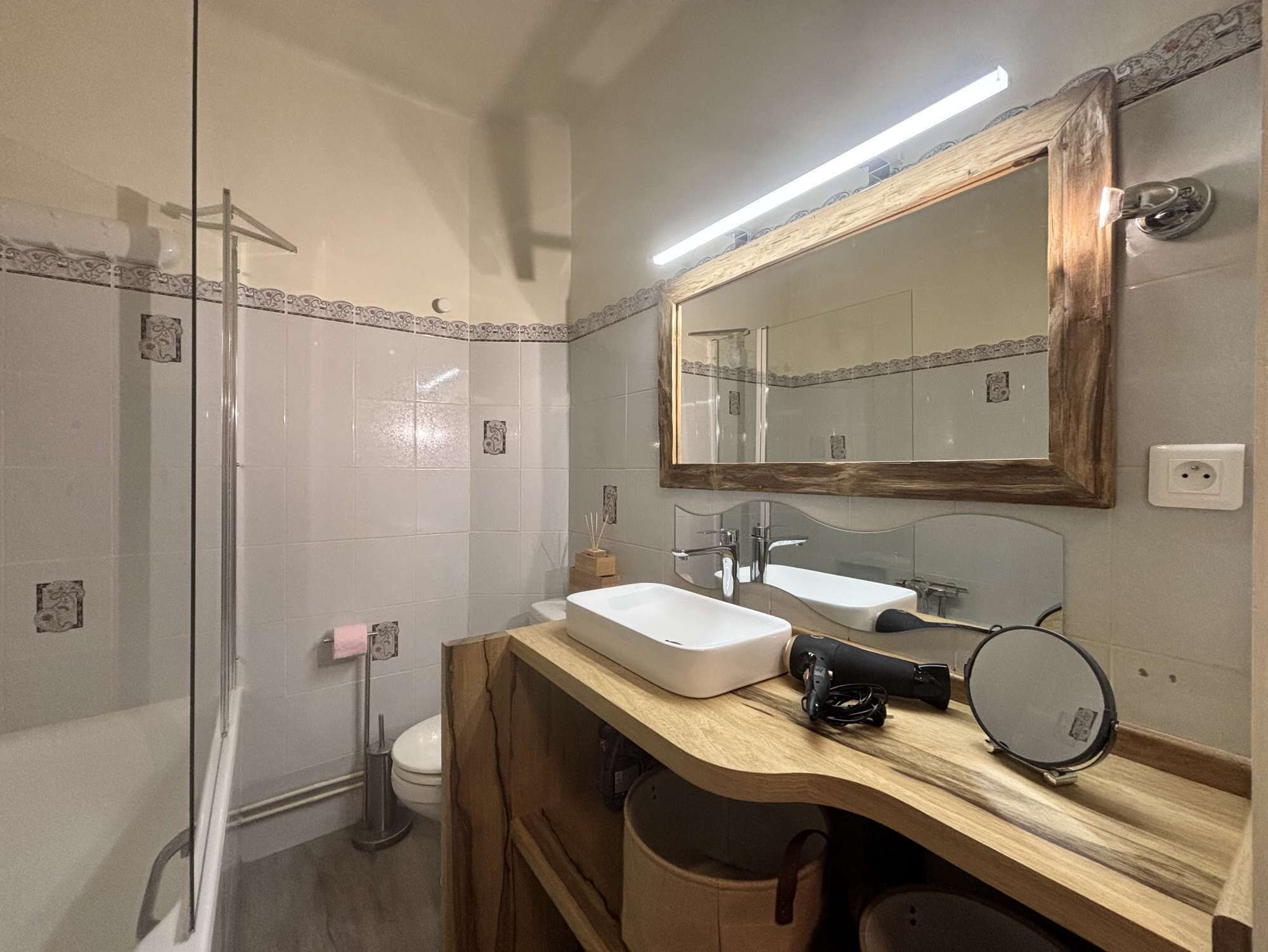 Hair dryer, towels