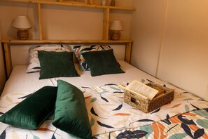 1 chambre, bureau, Wi-Fi, draps fournis