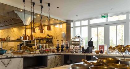 Hotel Ter Zand - Handwritten Collection