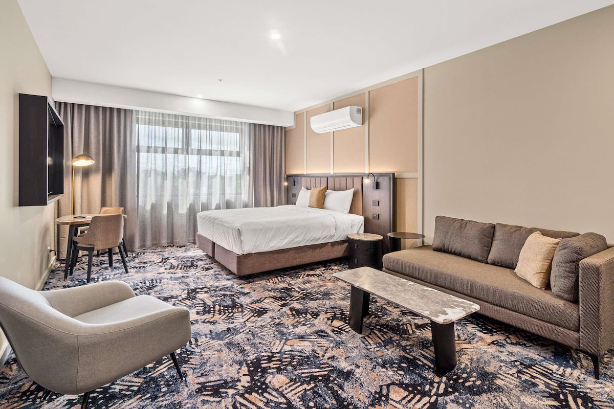 Suite Familiale, 1 chambre | Coffres-forts dans les chambres, bureau