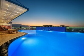 Outdoor pool - Mercure Muscat (Muscat)