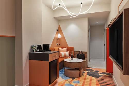 Superior Room, 1 Queen Bed