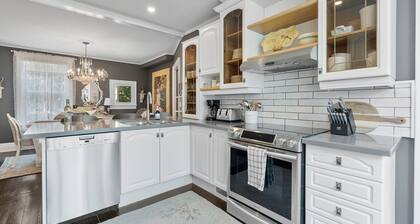 NEW! Chateau Blanc - Luxury French Inspired Getaway