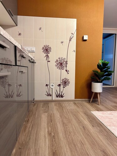 Sea Breeze Base: Simply Superb